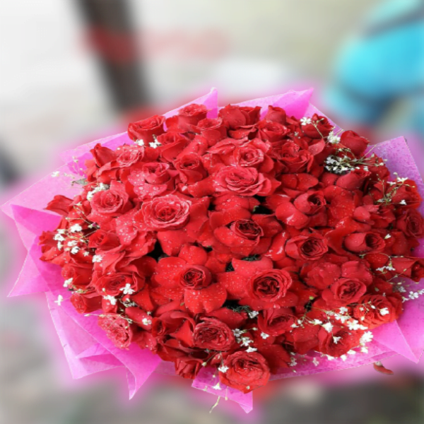 Romantic Red Rose Bouquet Maaliondoor 